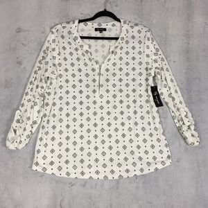 Lily Morgan NEW Quarter Zip Top Sz XL V Neck Roll Tab Sleeves Cream Print